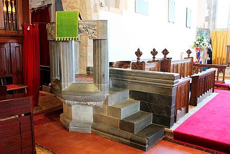 Roche  - The Pulpit